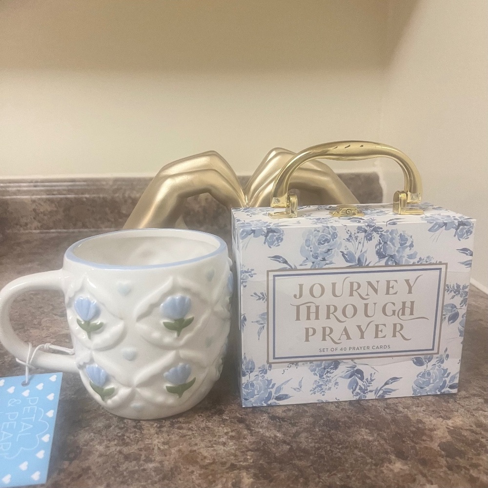 NWT Mug and Prayer Cards Set